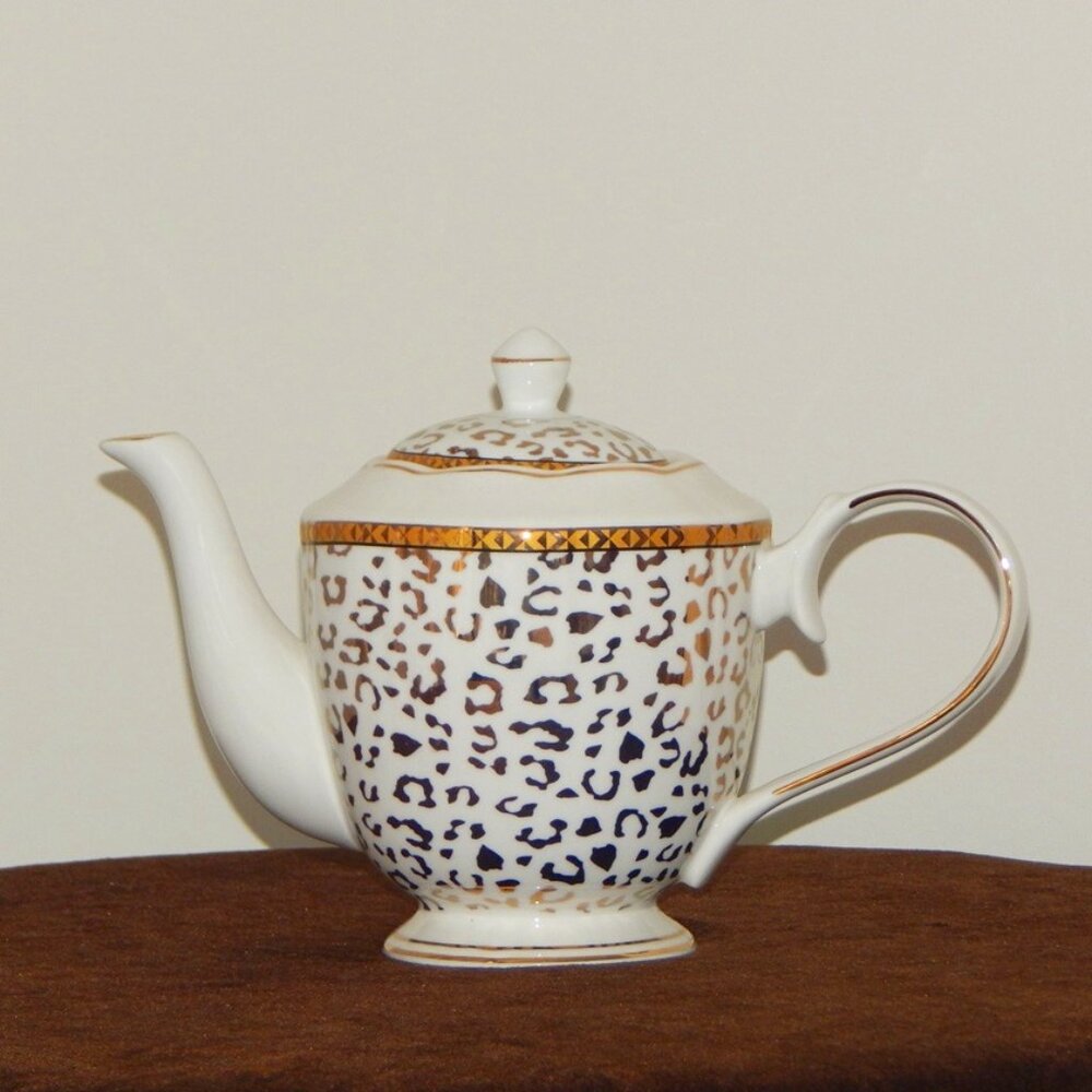 GRACE TEAWARE Fine Porcelain Luxury Gold & White Leopard Print Teapot w/ Lid New